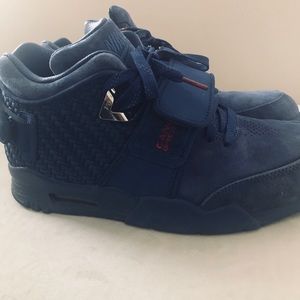 Nike Air Trainer Victor Cruz